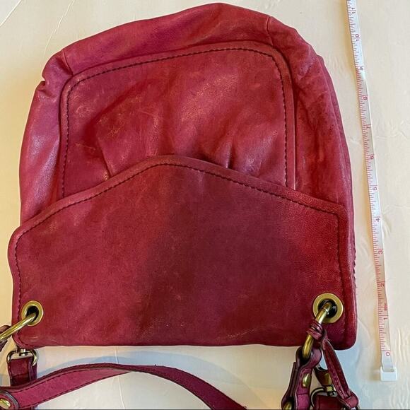 Fossil red leather front flap crossbody - Picture 3 of 16